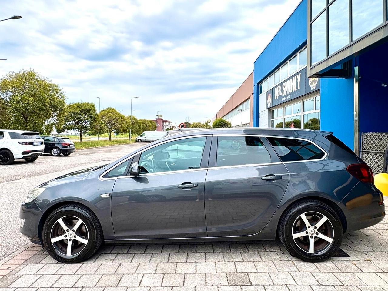 Opel Astra 1.7 CDTI 125CV Sports Tourer Cosmo