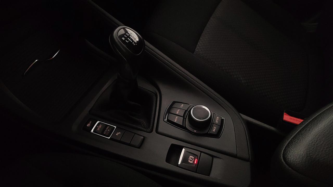 BMW X1 F48 - X1 sdrive18i 140cv