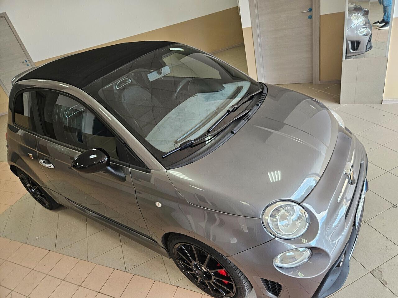 Abarth 500 C 1.4 Turbo T-Jet MTA