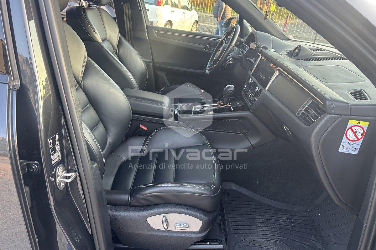 PORSCHE Macan 2.0 T