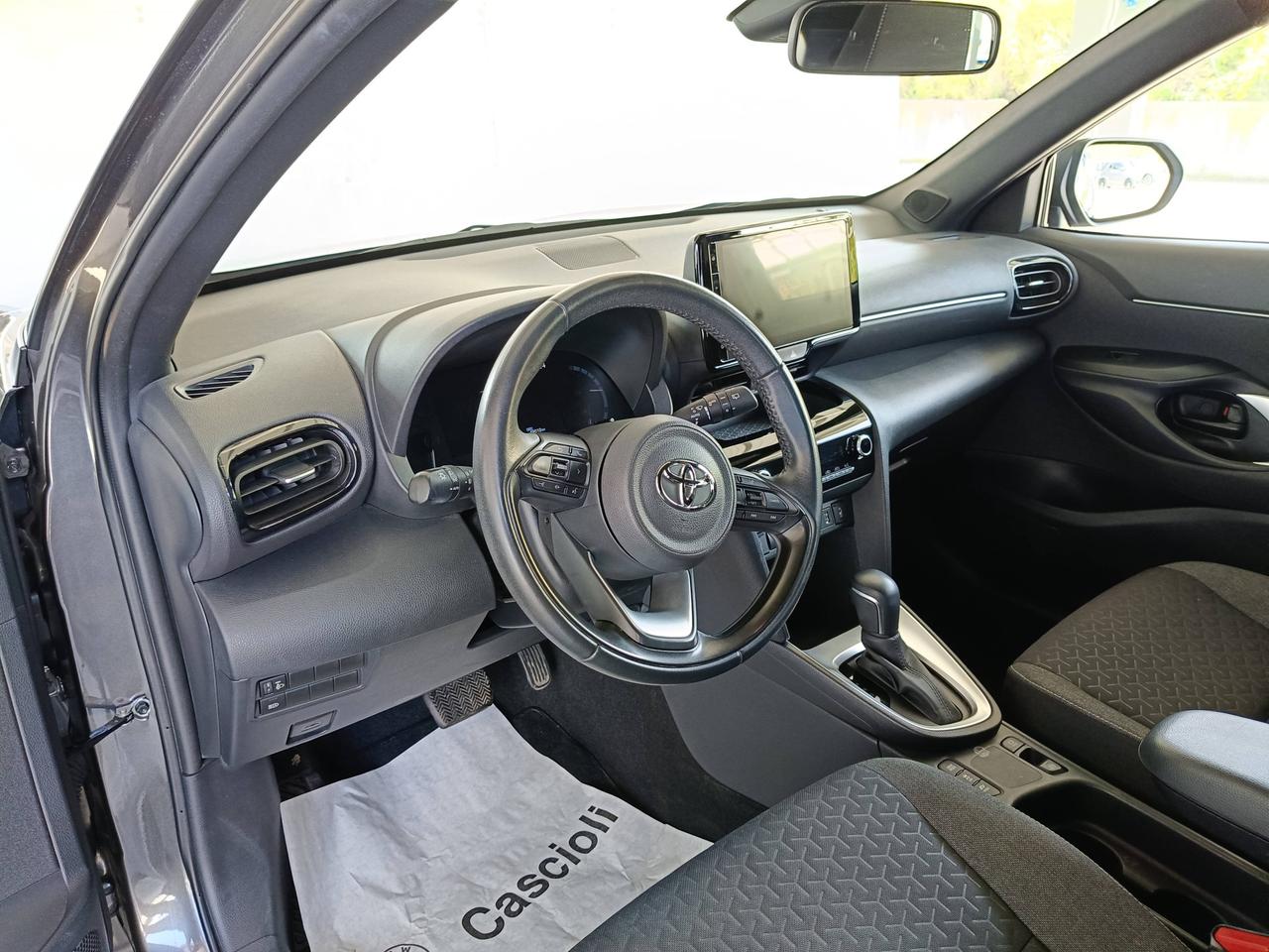 TOYOTA Yaris Cross - MY '22