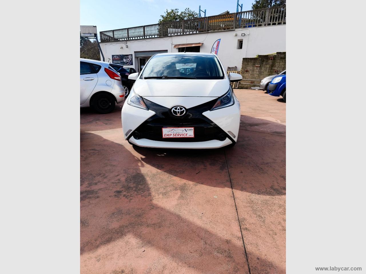 TOYOTA Aygo 1.0 VVT-i 69 CV 5p. x-play NEOPATENTATI