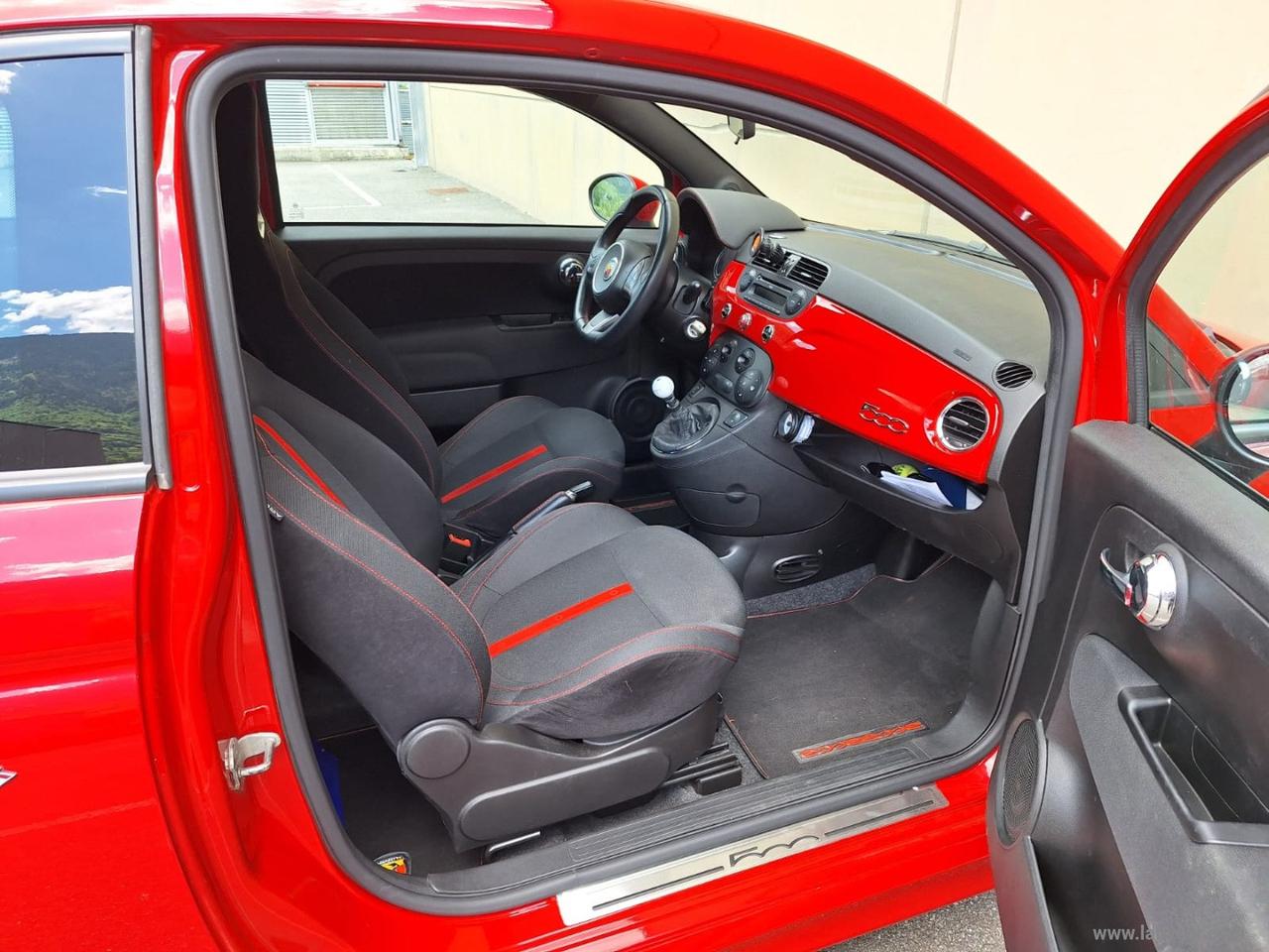 ABARTH 500 1.4 Turbo T-Jet ESSEESSE ESSE ESSE