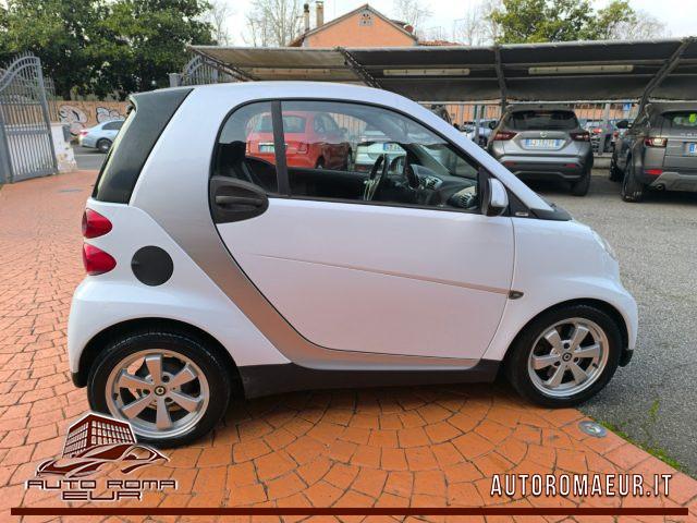 SMART ForTwo 1000 52 kW MHD coupé pulse TAGLIANDATA!
