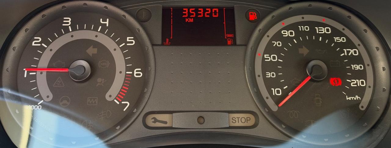 Renault Clio 1.2 Benzina 75 Cv