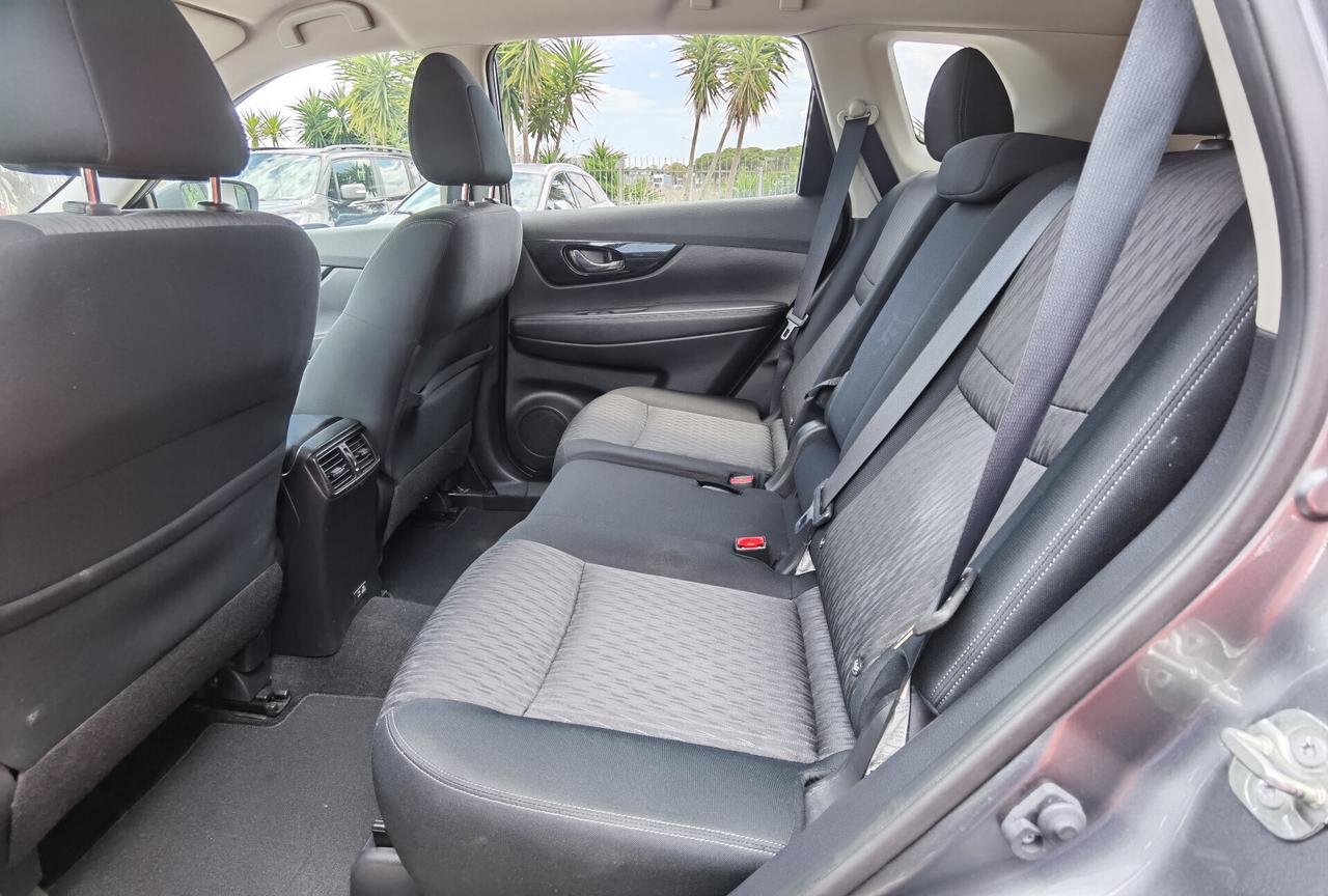 Nissan X-Trail dCi 150 2WD X-Tronic N-Connecta