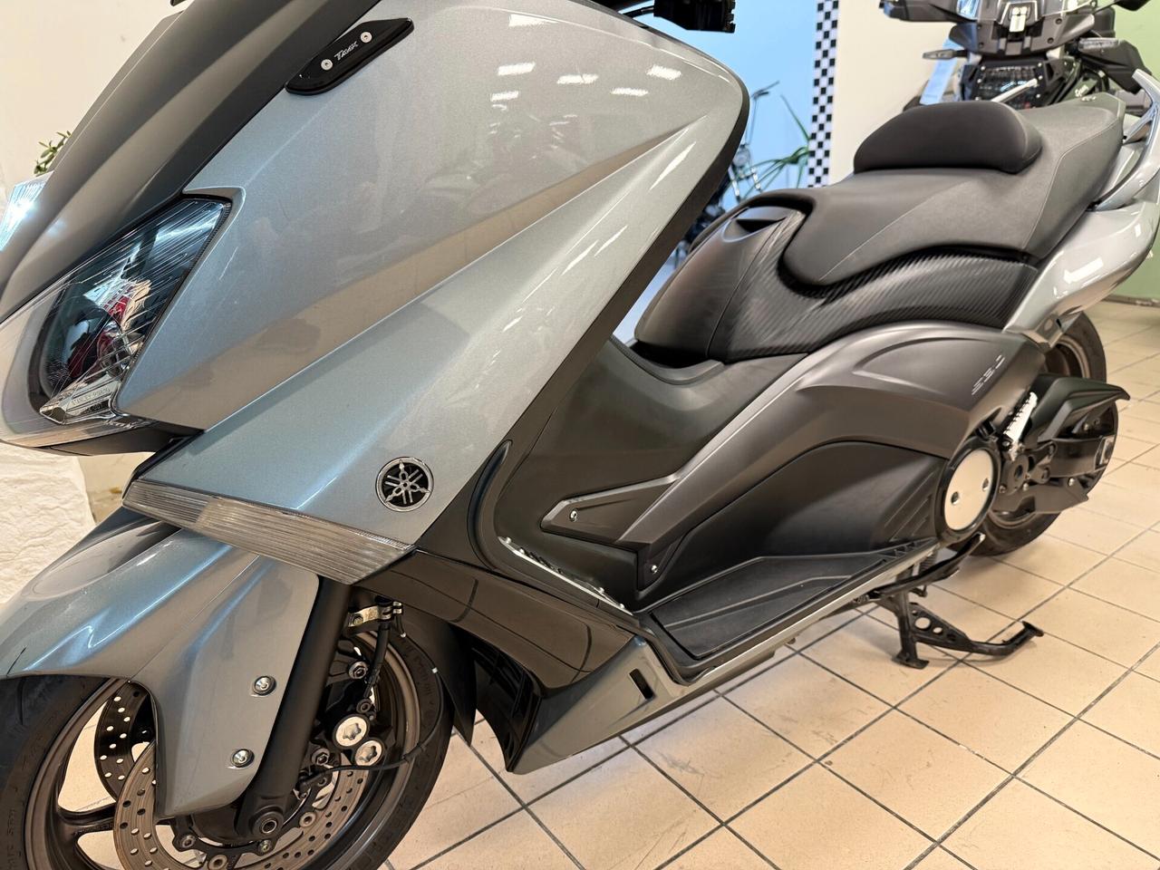Yamaha TMAX 530