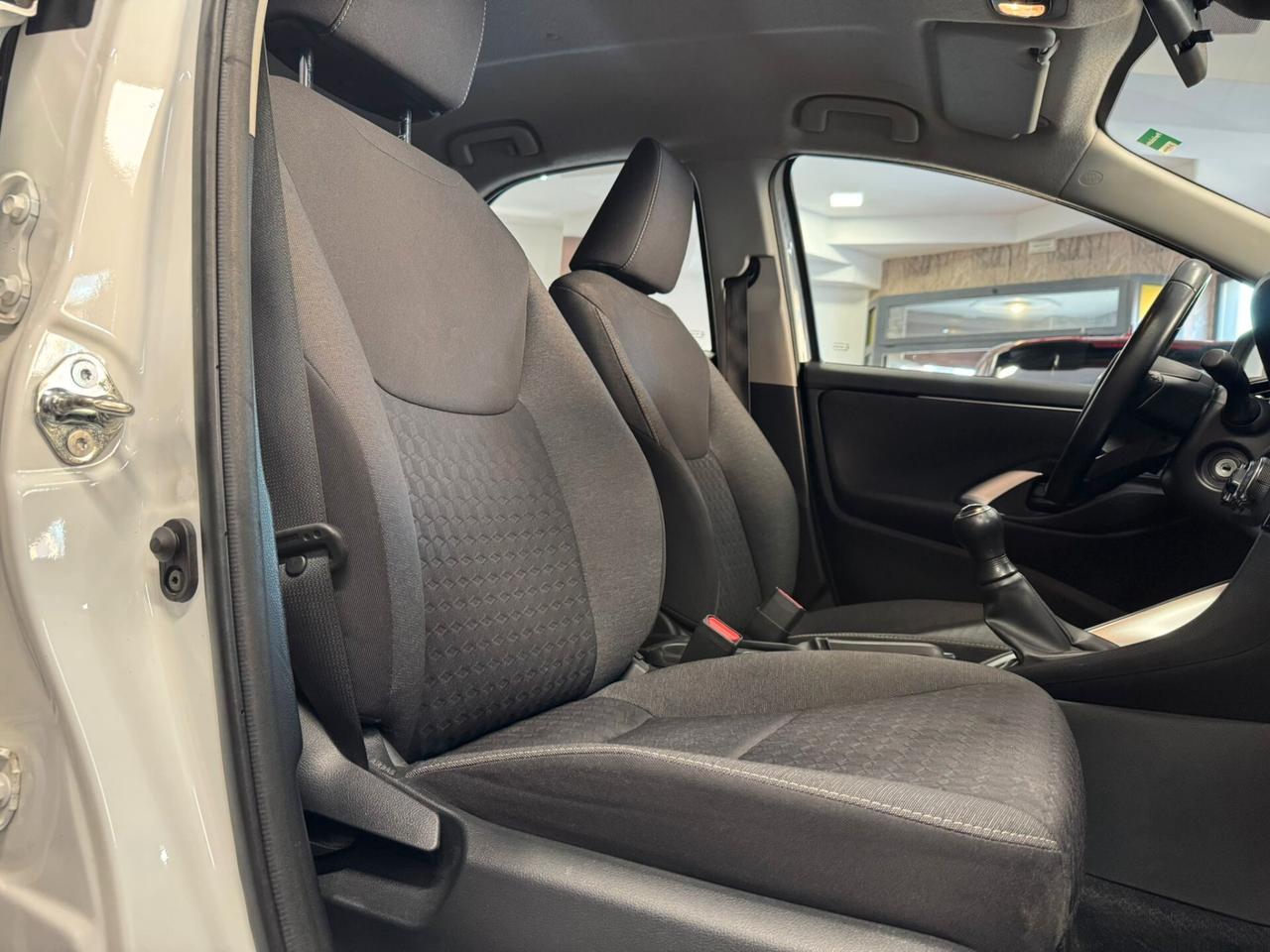 Toyota Yaris 1.0 5 porte Active