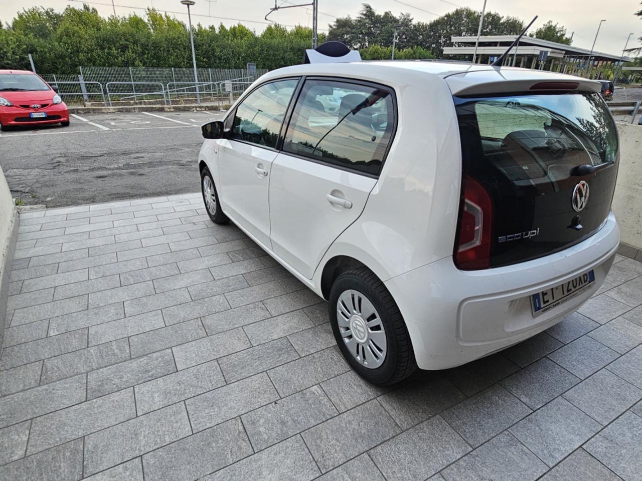 Volkswagen up! 1.0 5p. eco move BlueMotion Technology. NEOPATENTATO