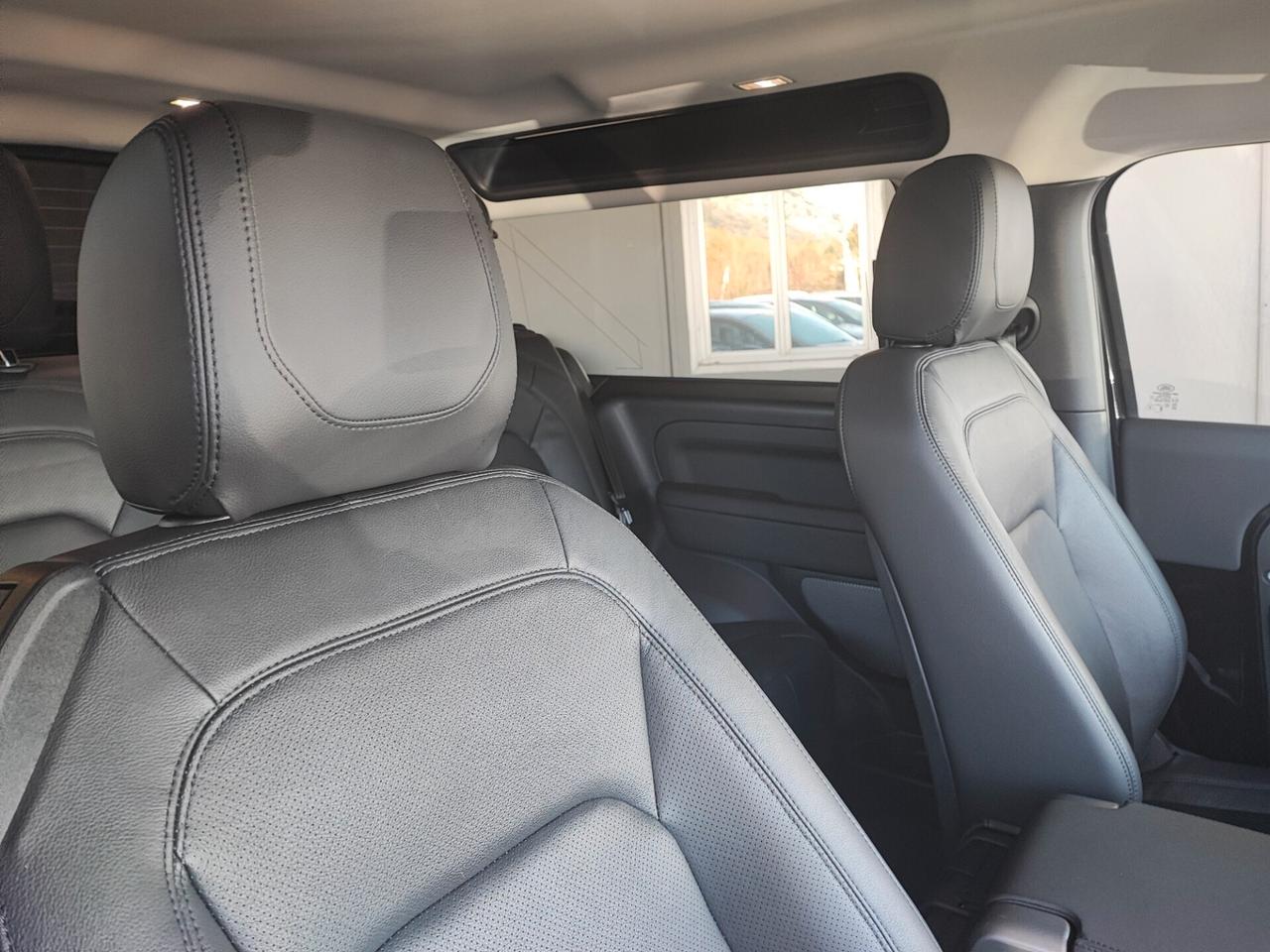 Land Rover Defender 90 3.0D I6 200 CV AWD Auto X-Dynamic SE