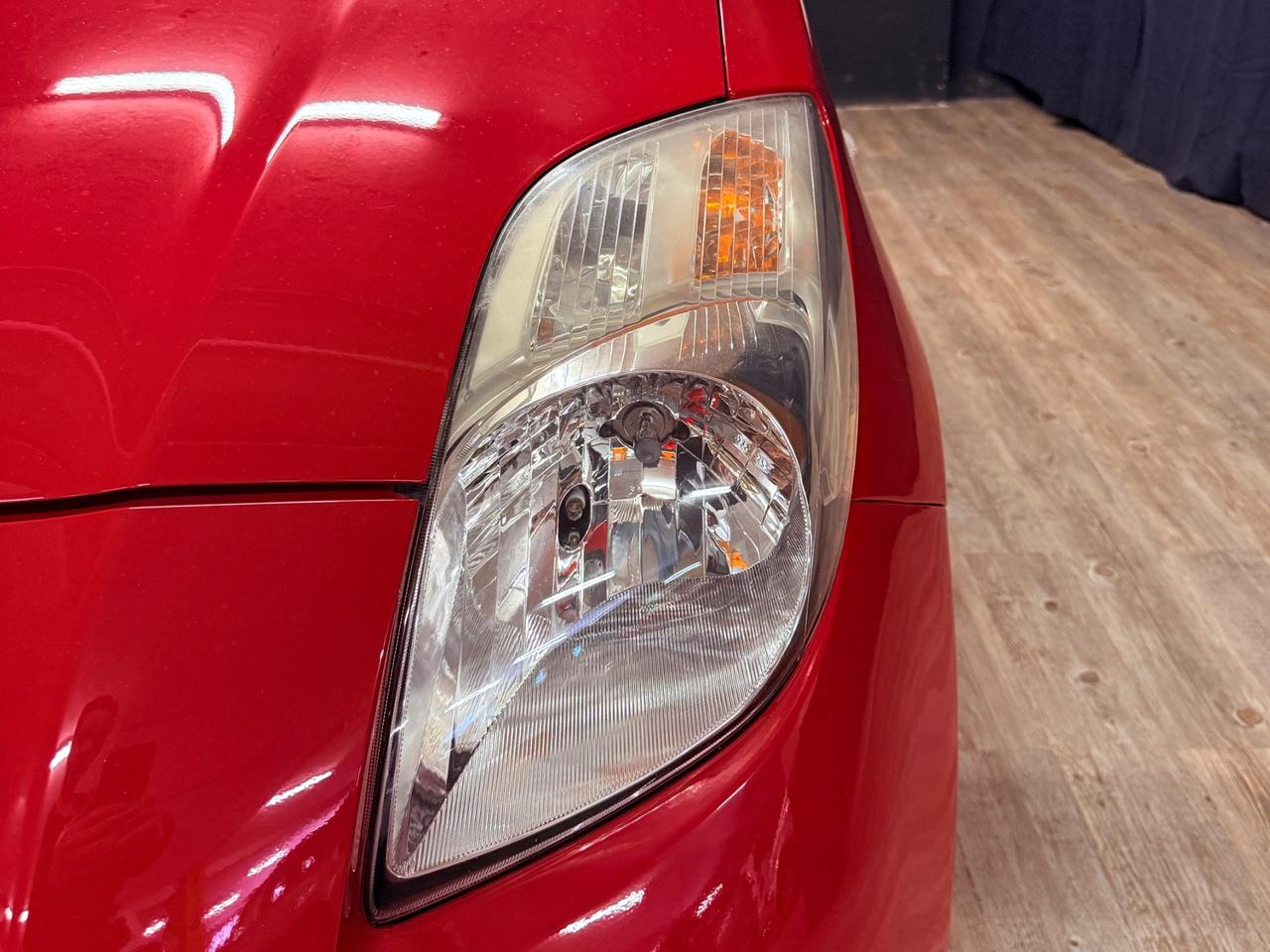 BELLISSIMA TOYOTA YARIS UNICO PROPRIETARIO CON SOLI 79.454 KM