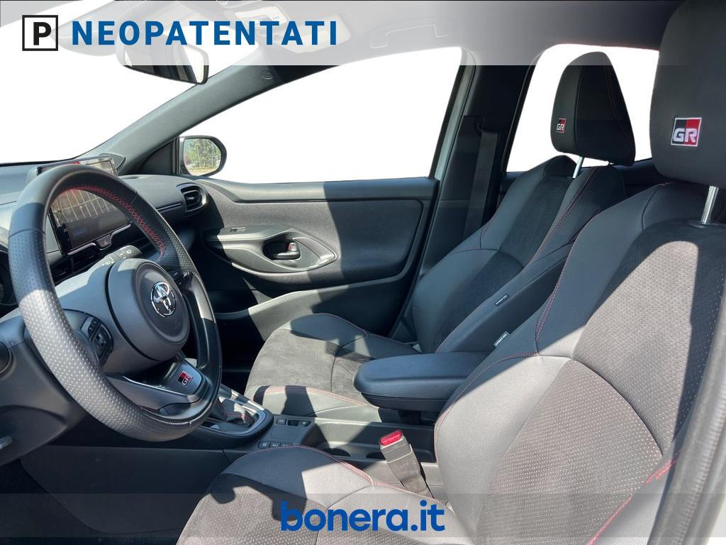 Toyota Yaris 1.5 VVT-iE Hybrid GR Sport E-CVT