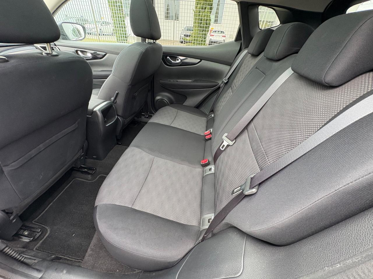 Nissan Qashqai 1.5 dCi DPF Tekna