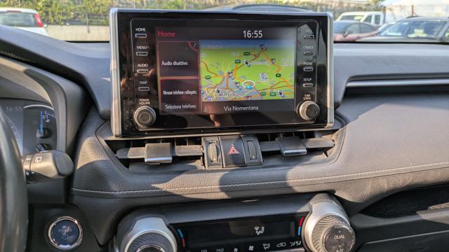 TOYOTA RAV 4 E-CVT 4WD 2.5cc 222cv AUTOM. NAVI CAMERA POST.