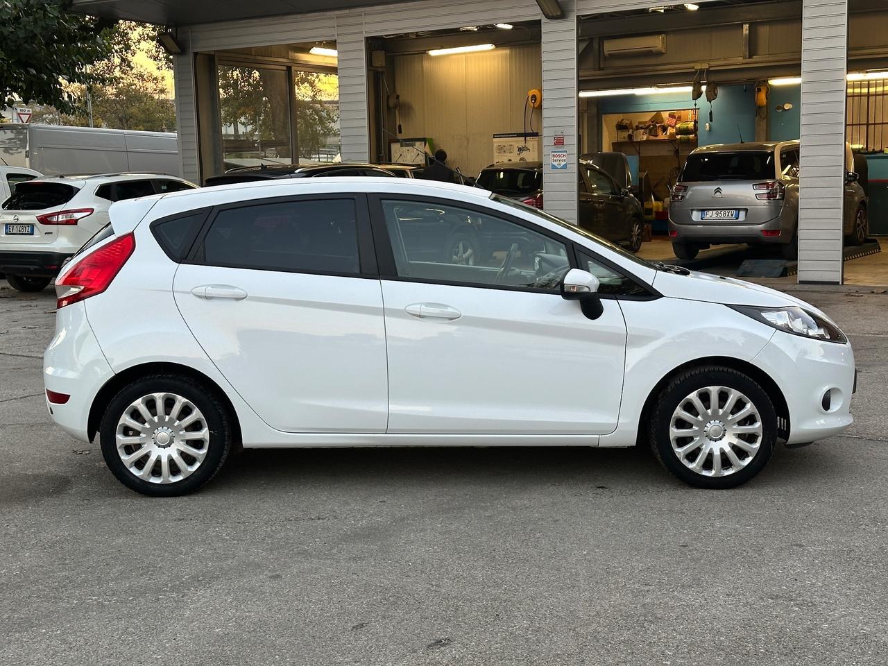 Ford Fiesta 1.4 5 porte Bz.- GPL Titanium