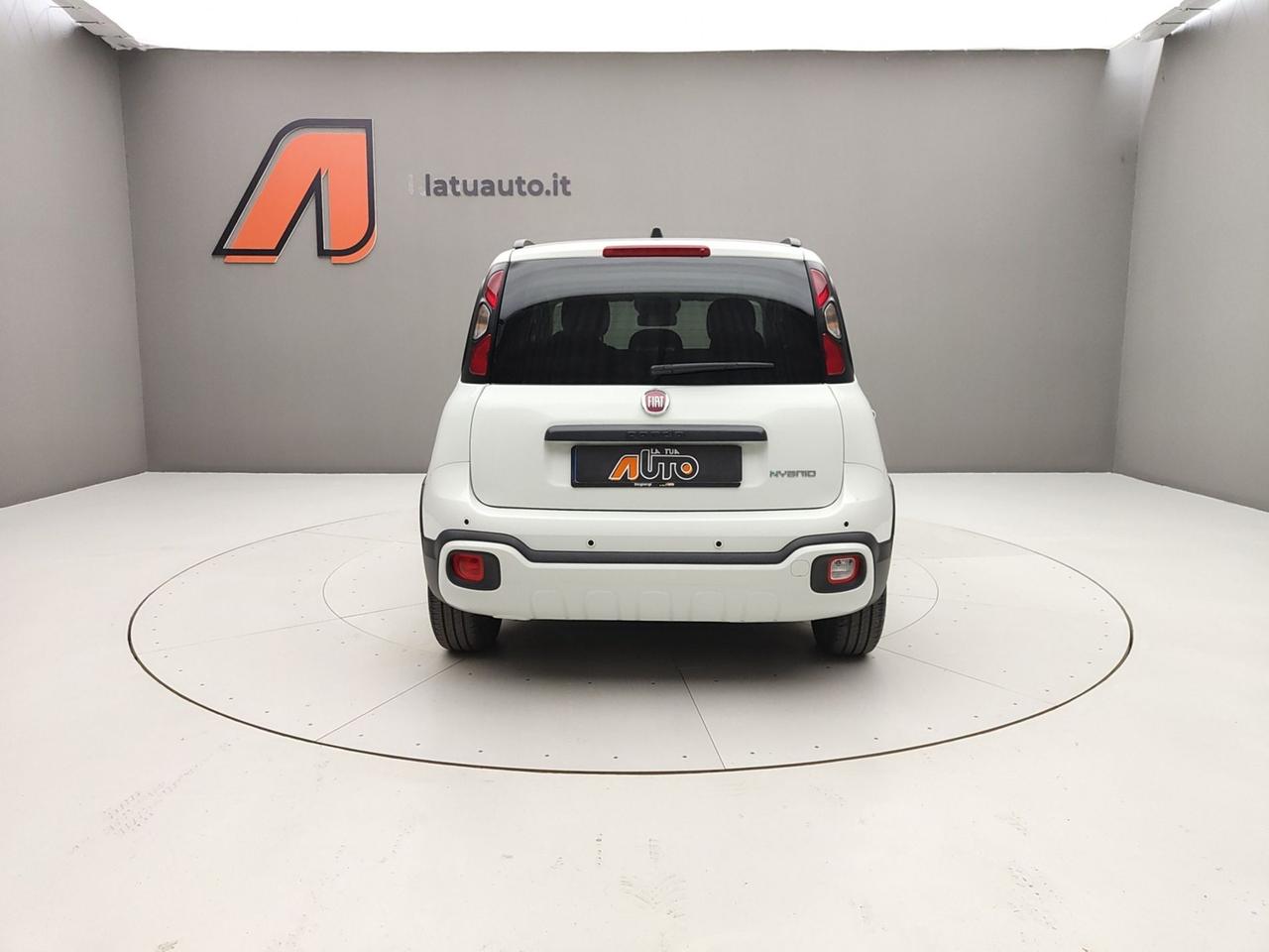 FIAT Pandina III 2024 1.0 70CV HYBRID (CROSS)