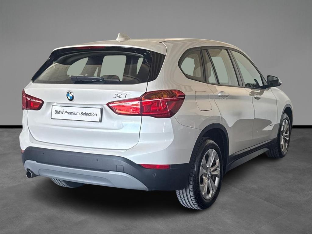 BMW X1 18 d Advantage xDrive