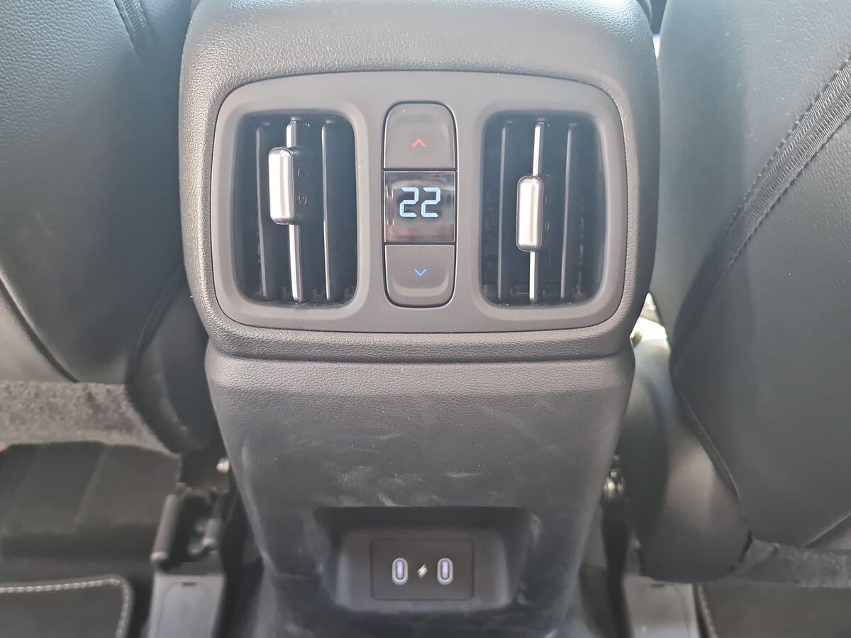 HYUNDAI TUCSON 1.6 CRDI DCT 48V BUSINESS