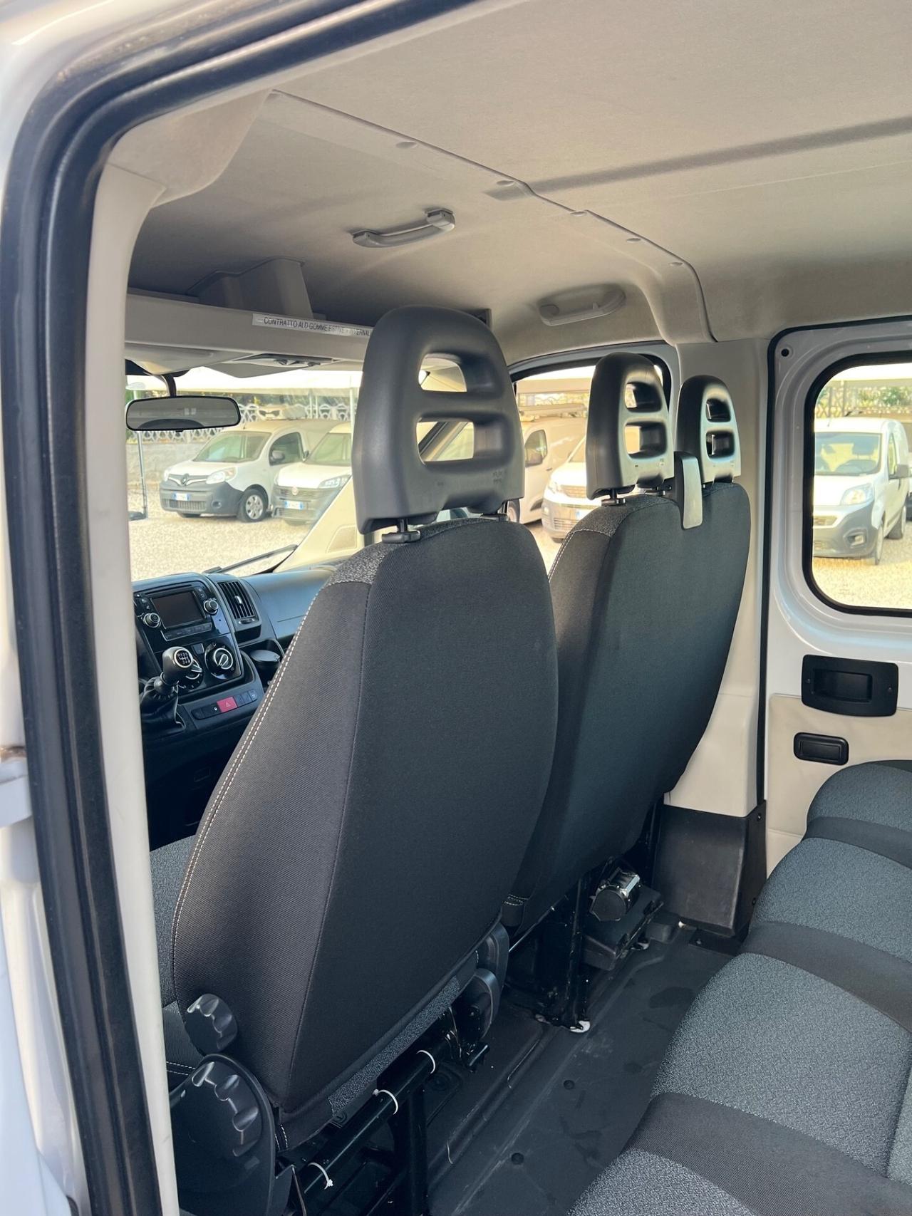 Fiat Ducato con Gru doppia cabina 7 posti