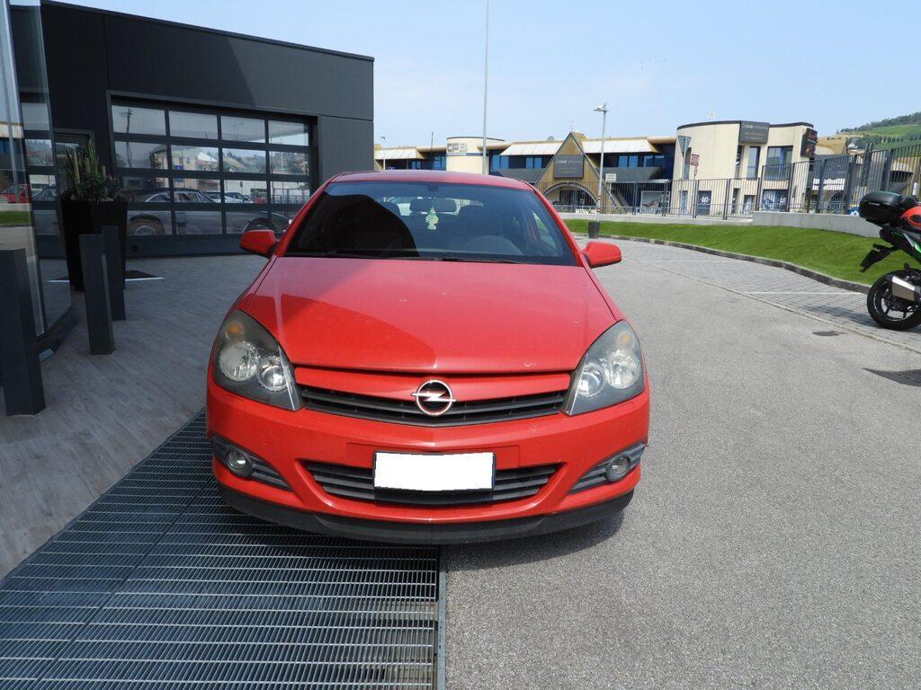 Opel Astra GTC 1.9 CDTI Cosmo