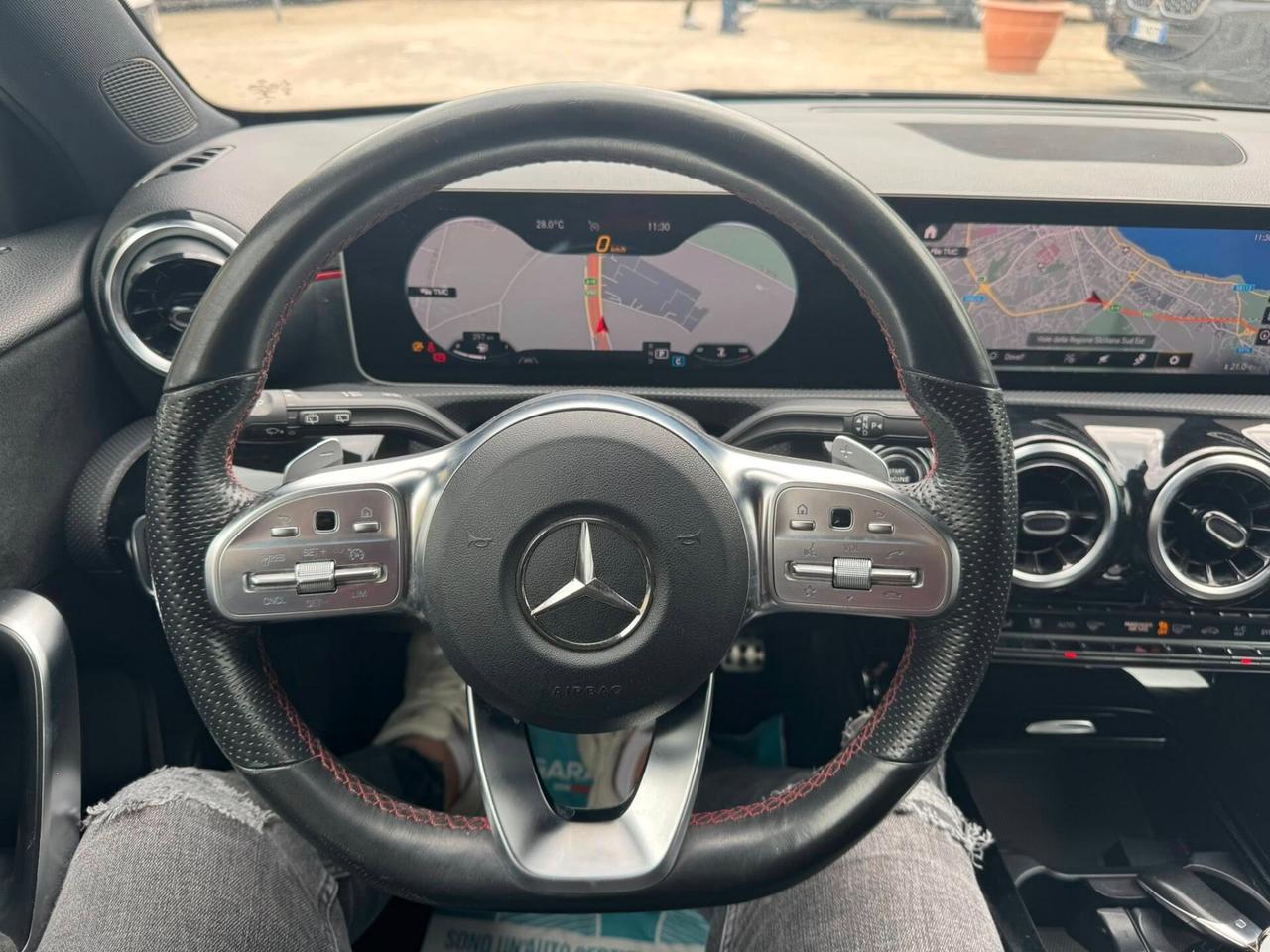 MERCEDES A200d PREMIUM AMG NIGHT EDITION