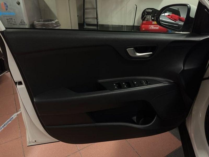 KIA Stonic 1.2 DPI STYLE S/DESIGN PACK GPL 82CV