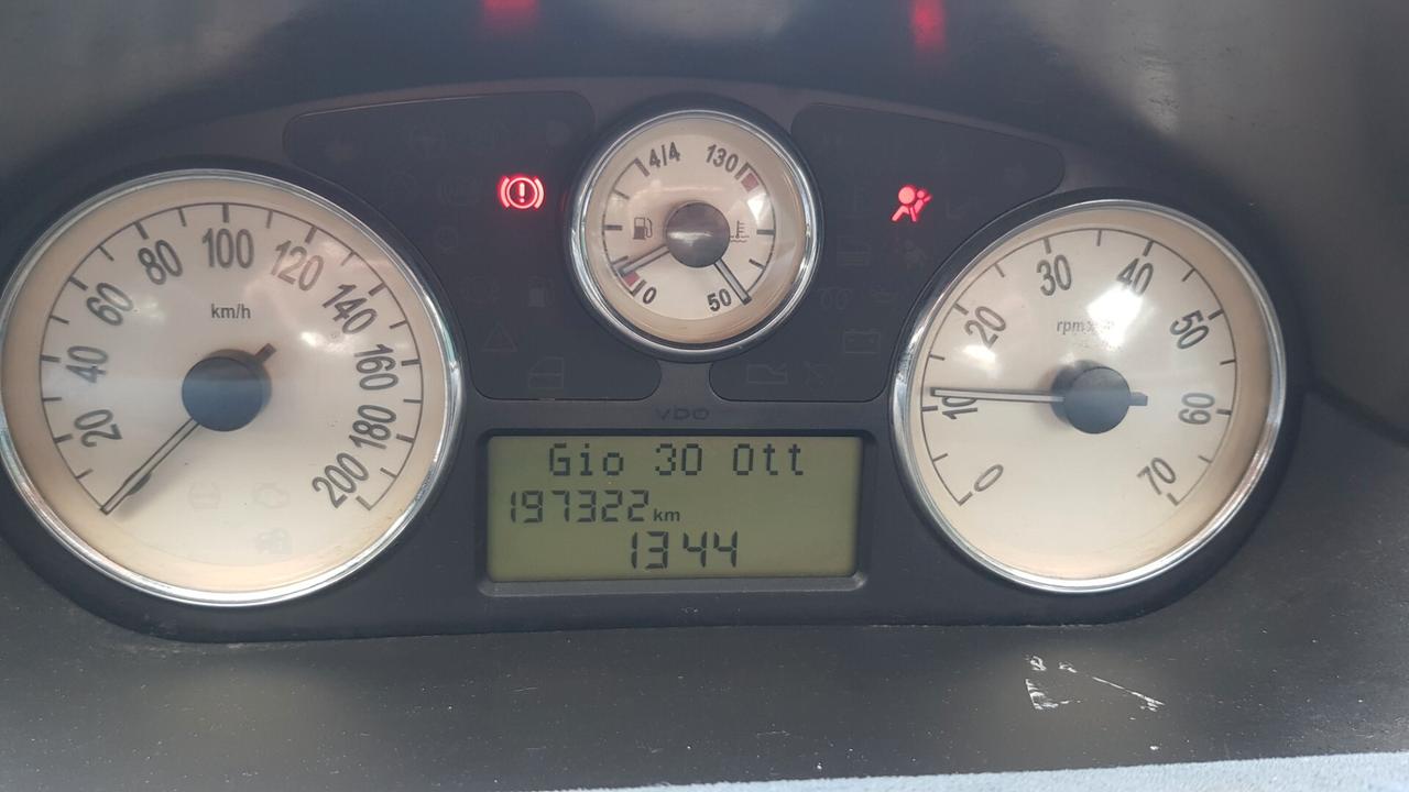 Lancia Ypsilon FUNZIONANTE ANCHE ARIA CONDIZIONATA!!!