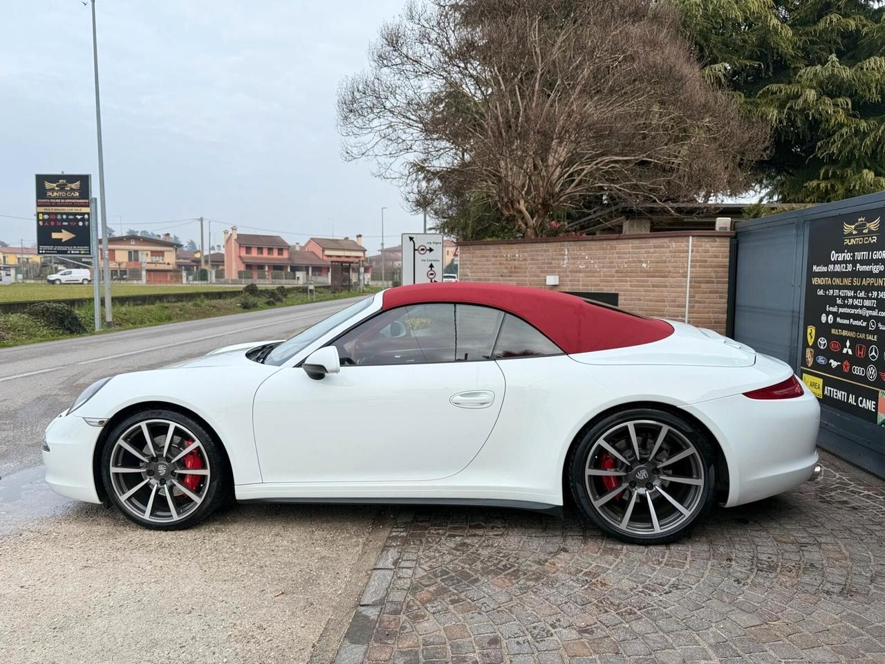 Porsche 911 3.8 Carrera 4S Cabriolet