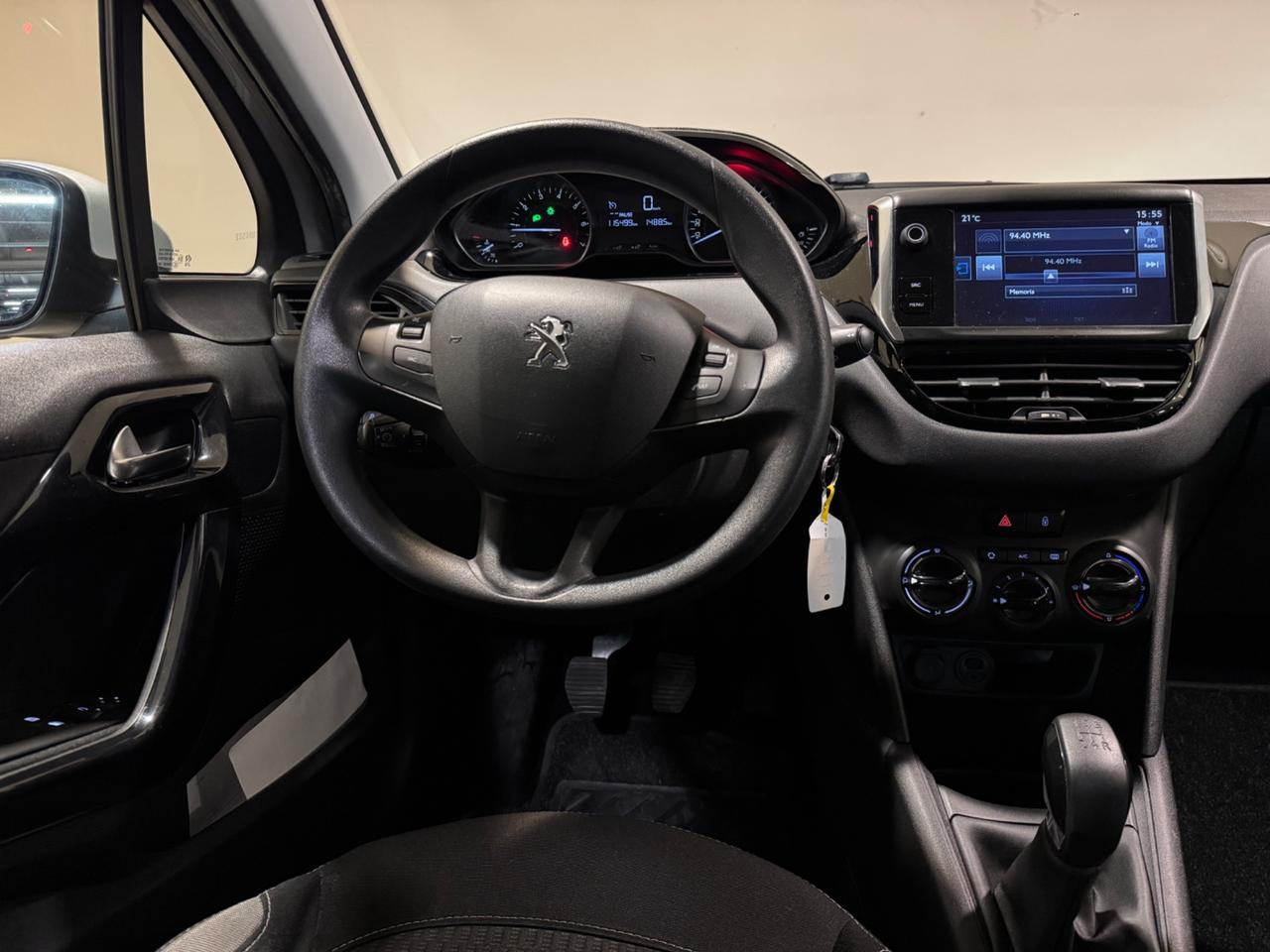 Peugeot 208 1.2 Benzina (leggermente grandinata)