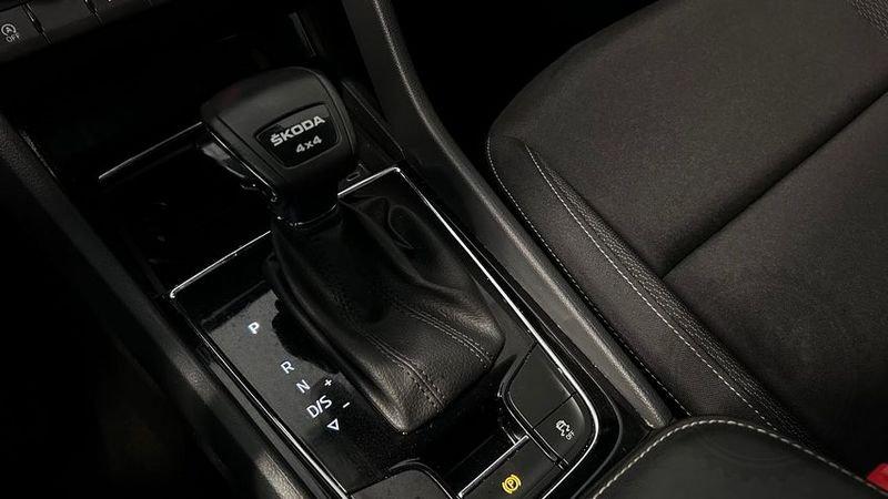 Skoda Karoq 2.0 TDI SCR 4x4 DSG Executive *PREZZO REALE*