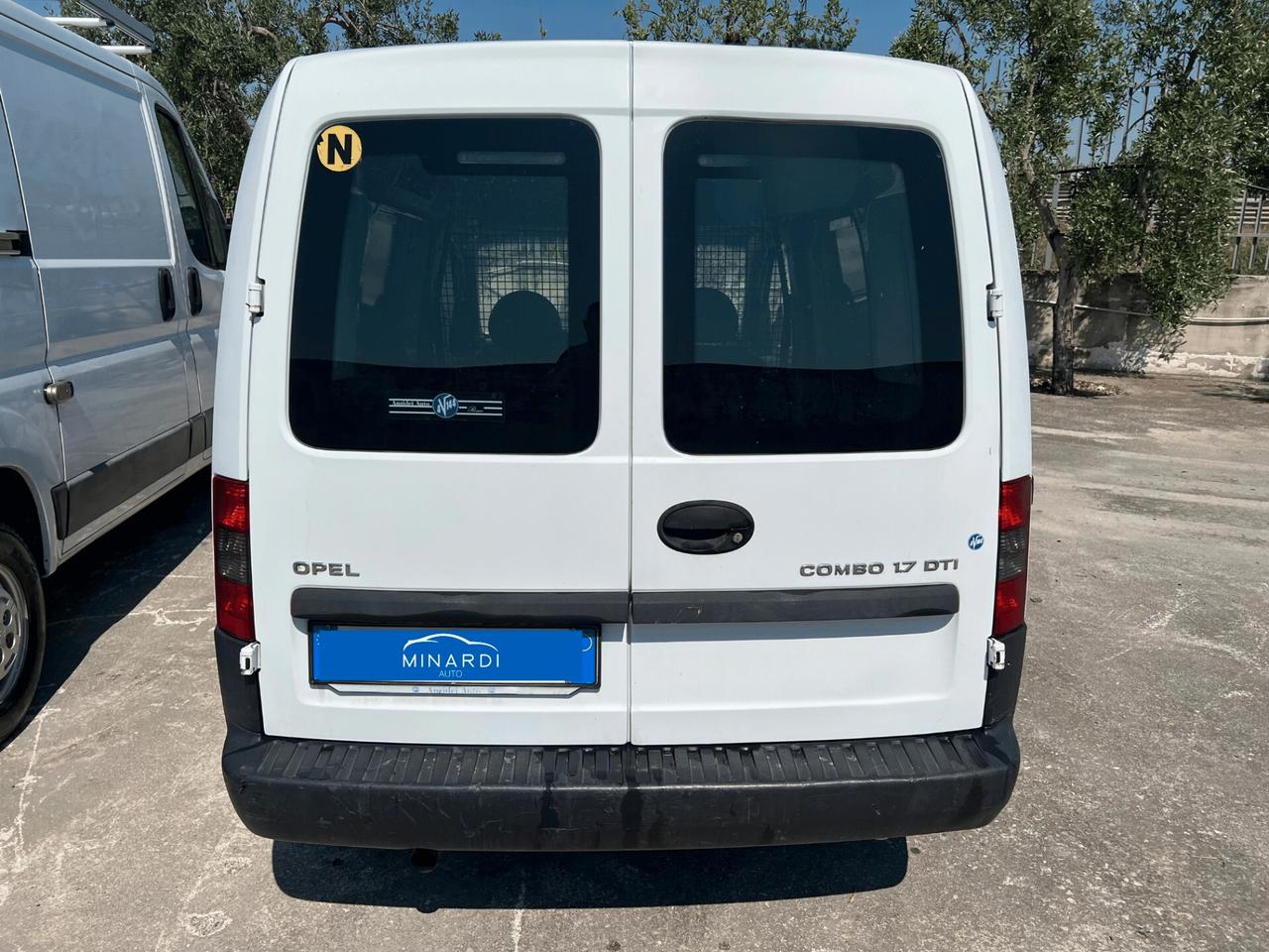 Opel Combo 1.7 DTI 4p. Van Vetrato