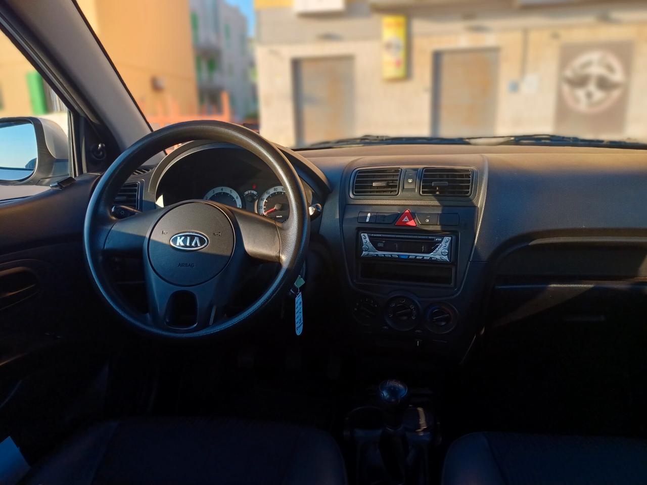 Kia Picanto 1.0 12V 5 porte Urban