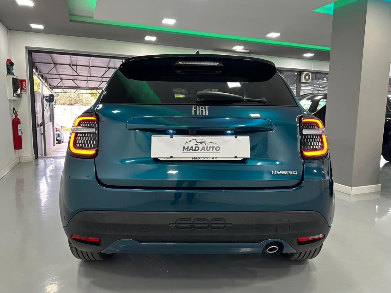 Fiat 600 Hybrid 110 CV DCT MHEV La Prima