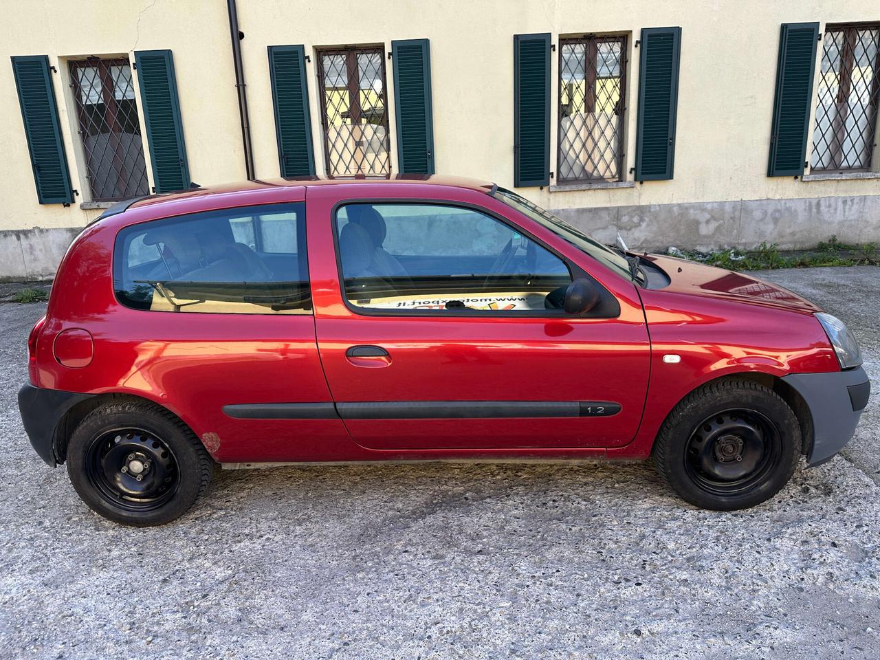 Renault Clio 1.2 cat 3 porte Confort Authentique