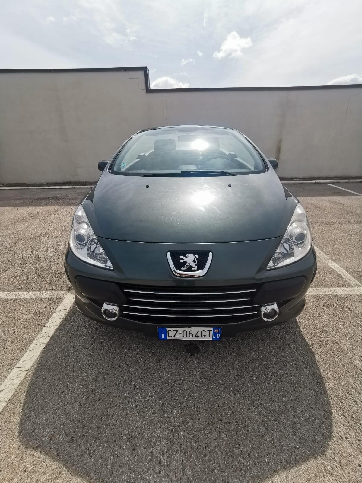 Peugeot 307 2.0 HDi FAP CC Féline
