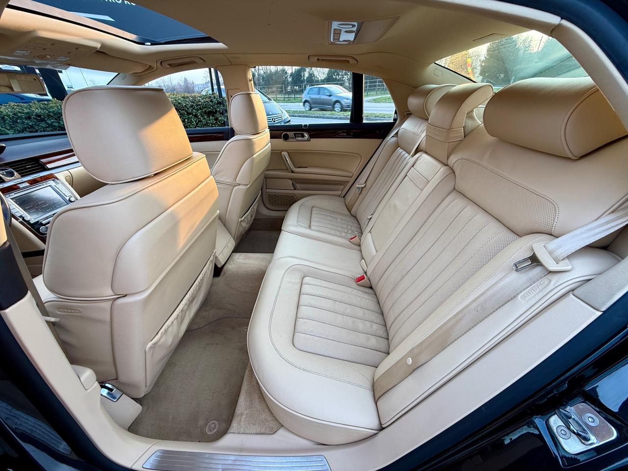 Volkswagen Phaeton 3.0/240 V6 TDI DPF 4mot. tip. 5 posti