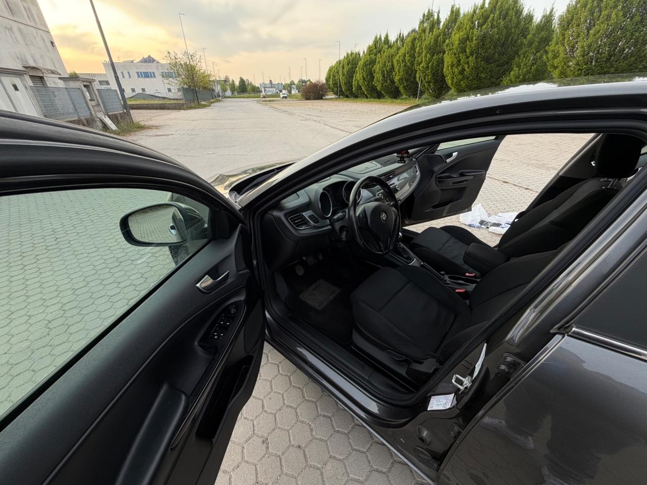 Alfa Romeo Giulietta 1.6 JTDm-2 105 CV Distinctivej