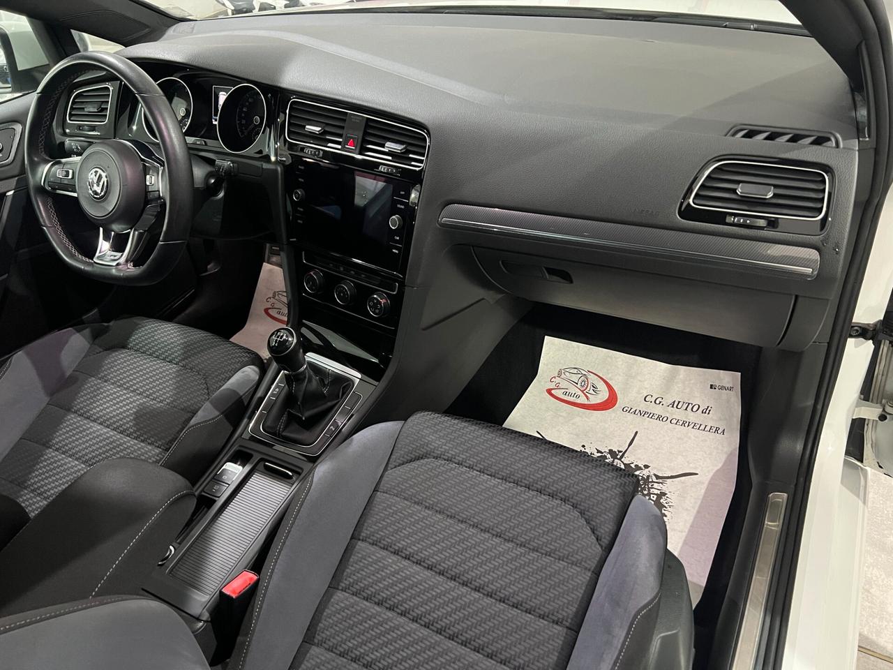 Volkswagen Golf 1.6 116 CV - R-LINE - 2017