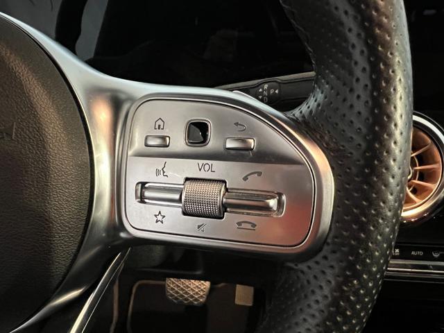 MERCEDES-BENZ EQB 300 4Matic Sport Plus