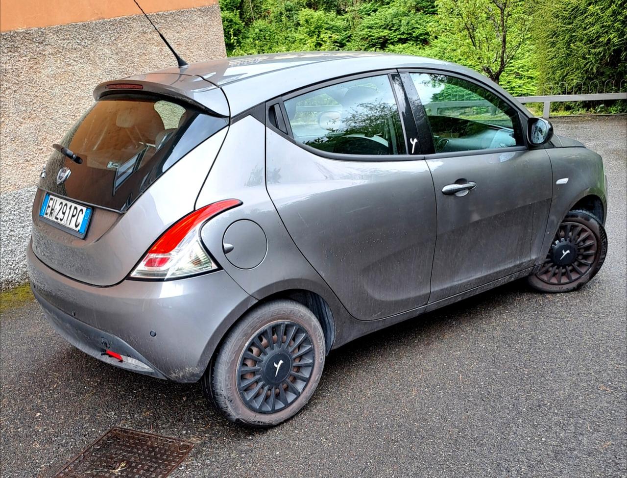 Lancia Y 1.3 Mjet - OK NEOPATENTATI