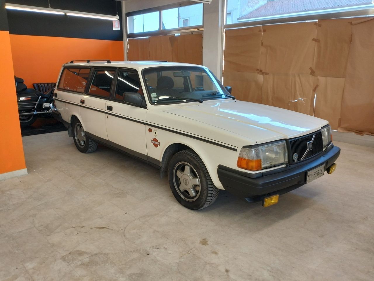 Volvo 240 2.0 cat Station Wagon Polar