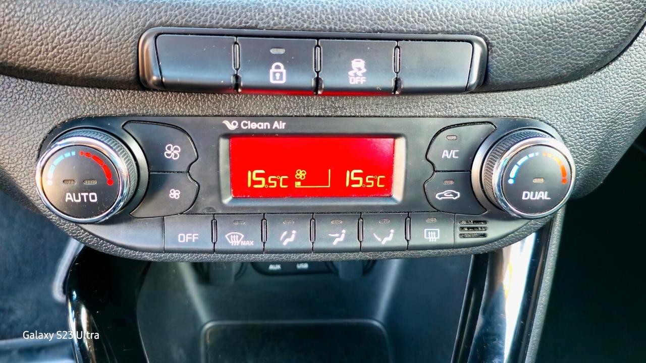 Kia Ceed full optional navi/ retrocamera Garanzia 12 mesi ok neopatentati