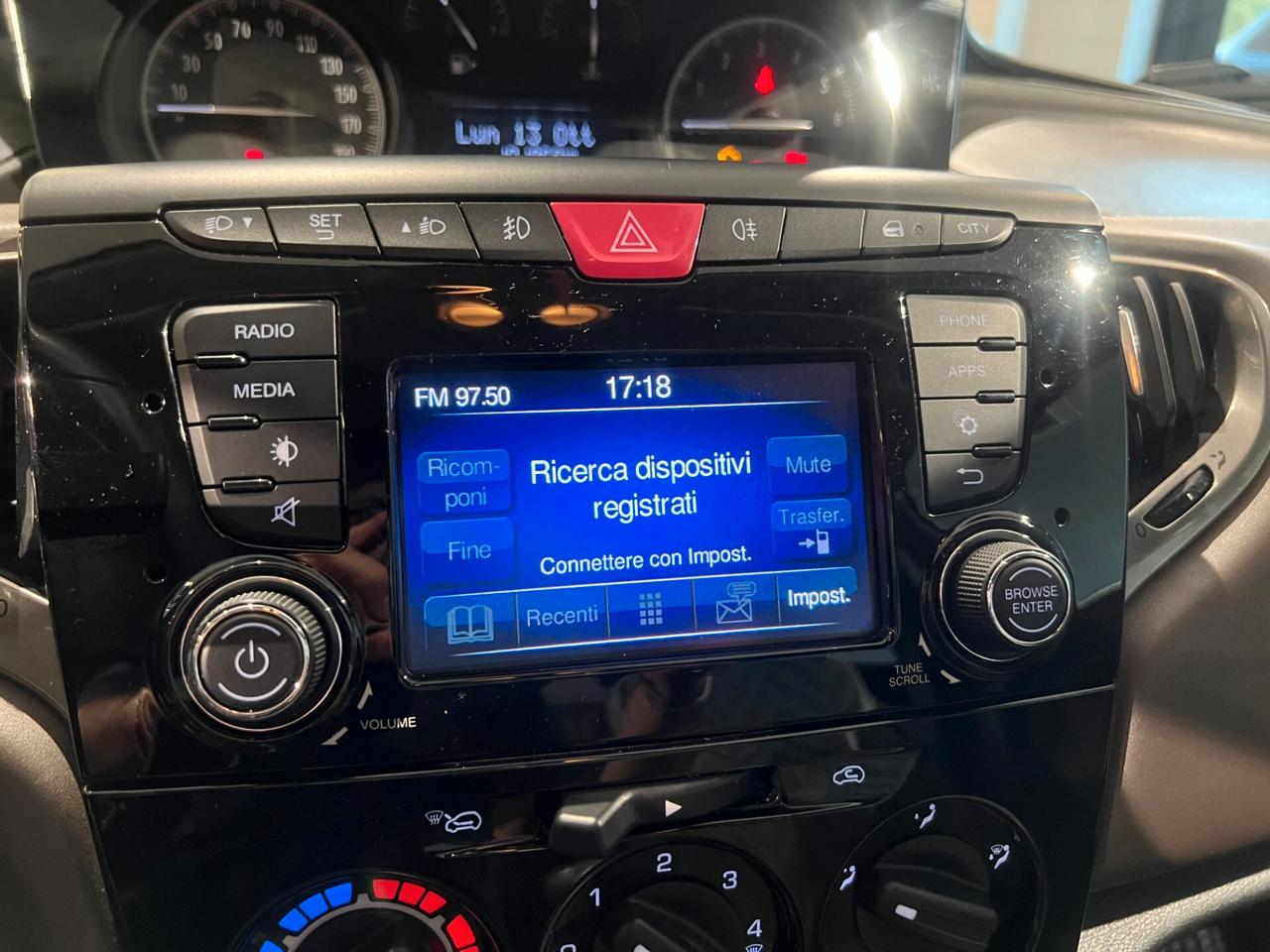 Lancia Ypsilon 1.2 69 CV 5 porte Gold METANO