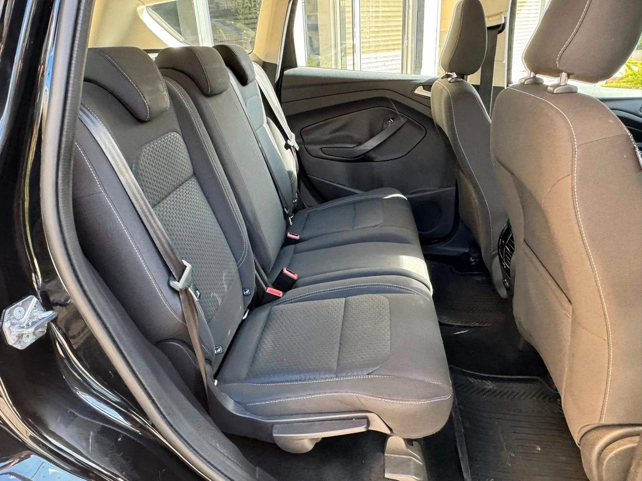 FORD KUGA 1.5 TDCI 120 CV. 2WD TITANIUM NAVI+CERCHI