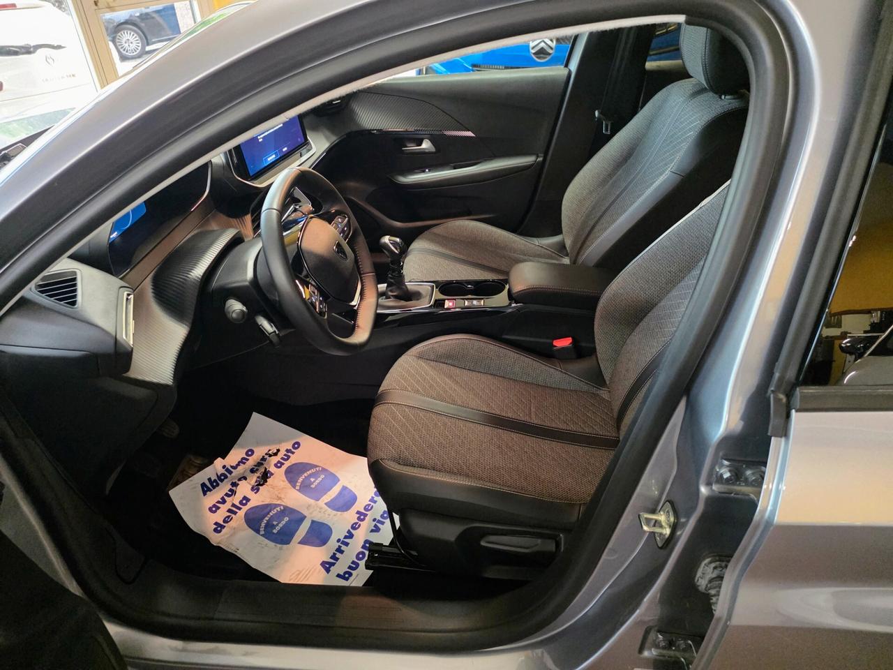 Peugeot 208 PureTech 100 Stop&Start 5 porte Allure