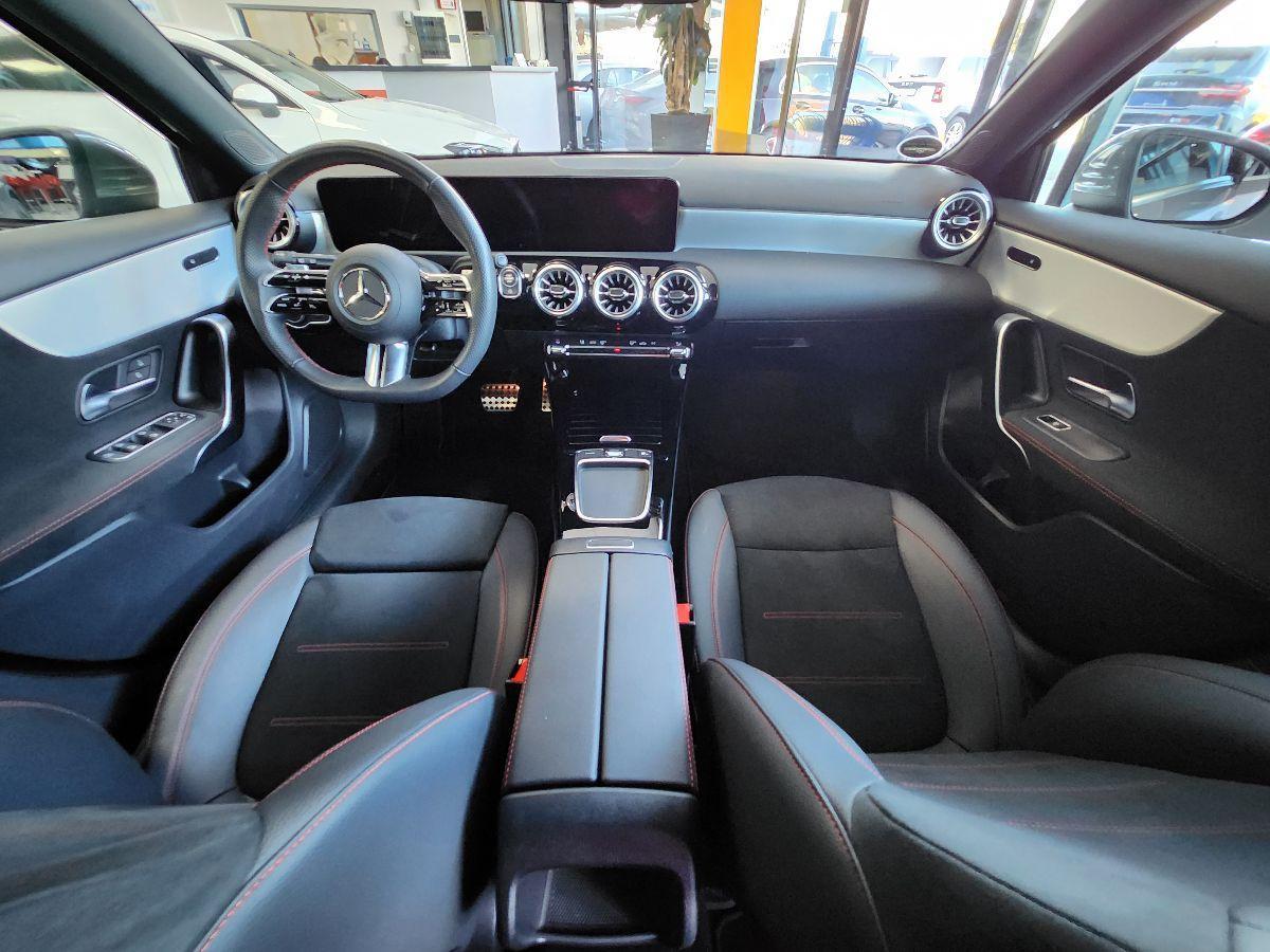 MERCEDES Classe A 180 Automatic Premium AMG