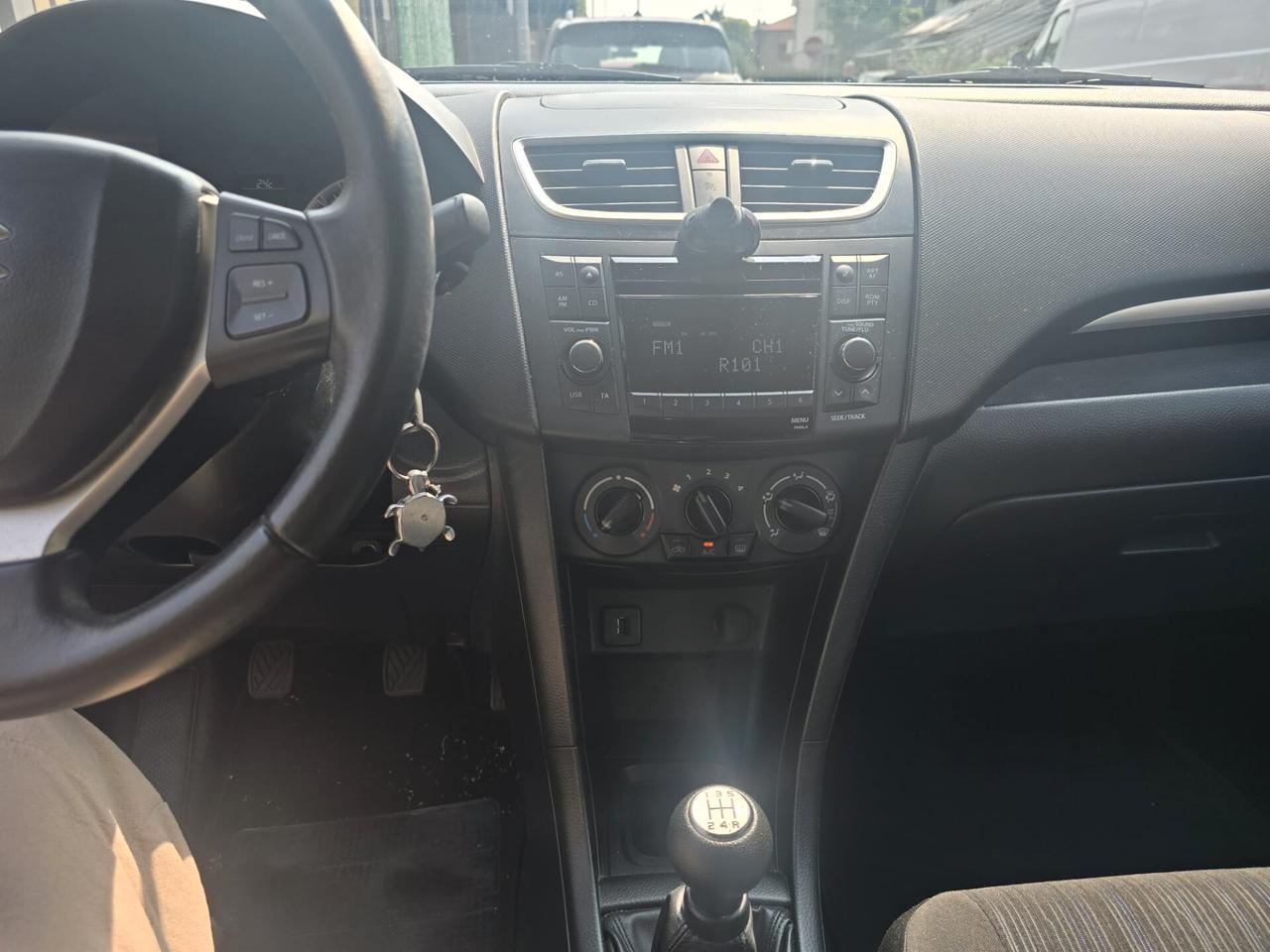Suzuki Swift 1.2 VVT 5 porte B-Cool