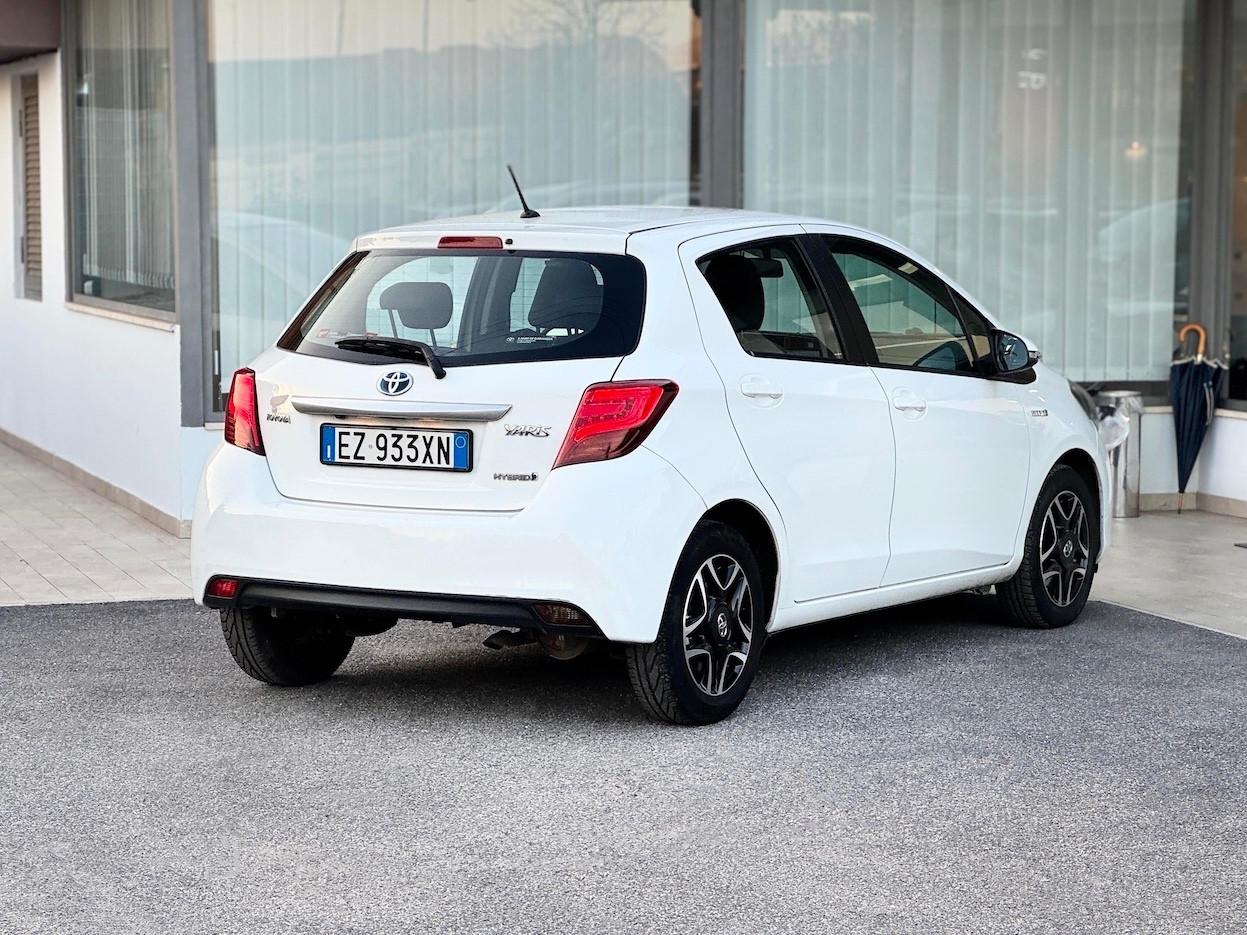 Toyota Yaris 1.5 Hybrid 75CV E6 Neo. Automatica - 2015