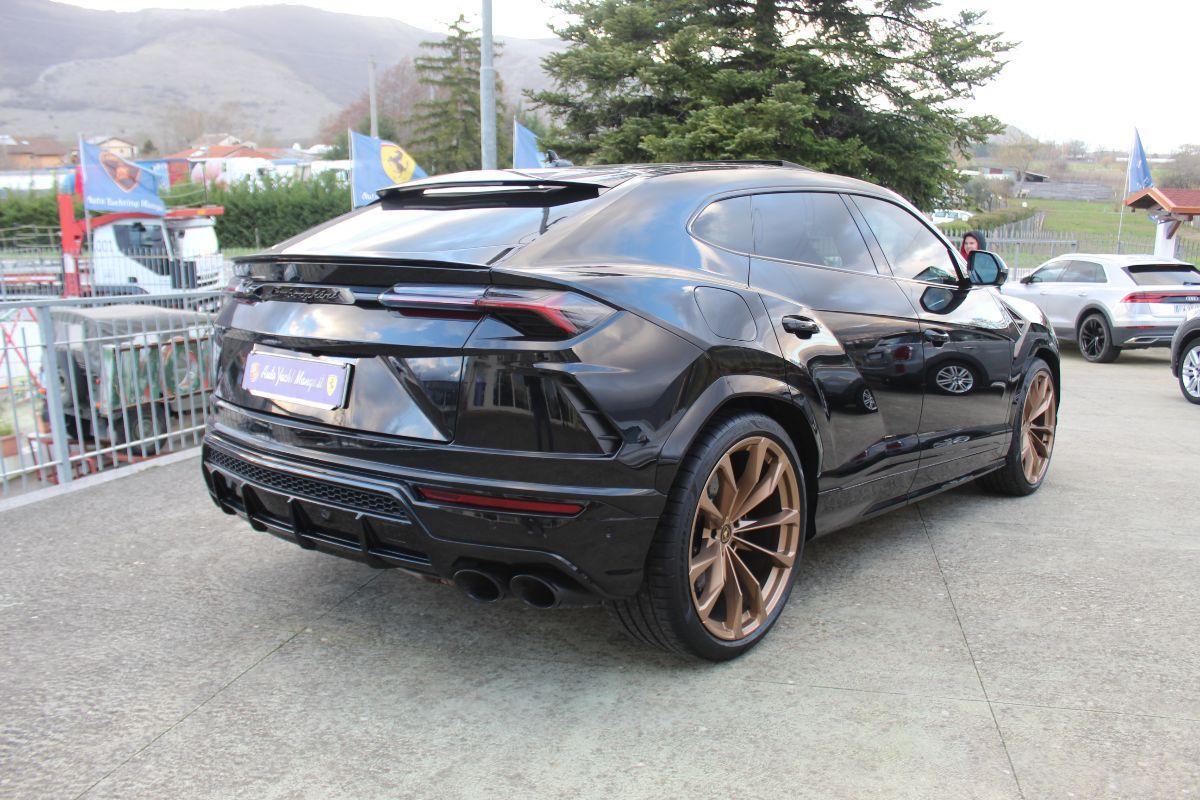 LAMBORGHINI - Urus - 4.0