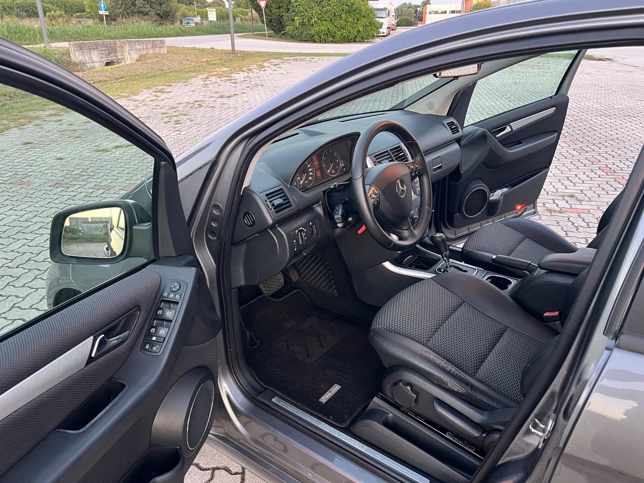 Mercedes-benz A 170 180 AUTOMATIC Special Edition